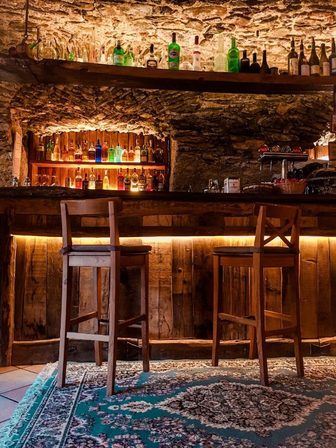 Visaisa Taverna & Foresteria Acceglio Eksteriør billede