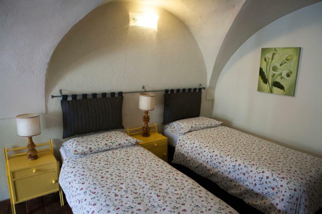 Visaisa Taverna & Foresteria Acceglio Eksteriør billede