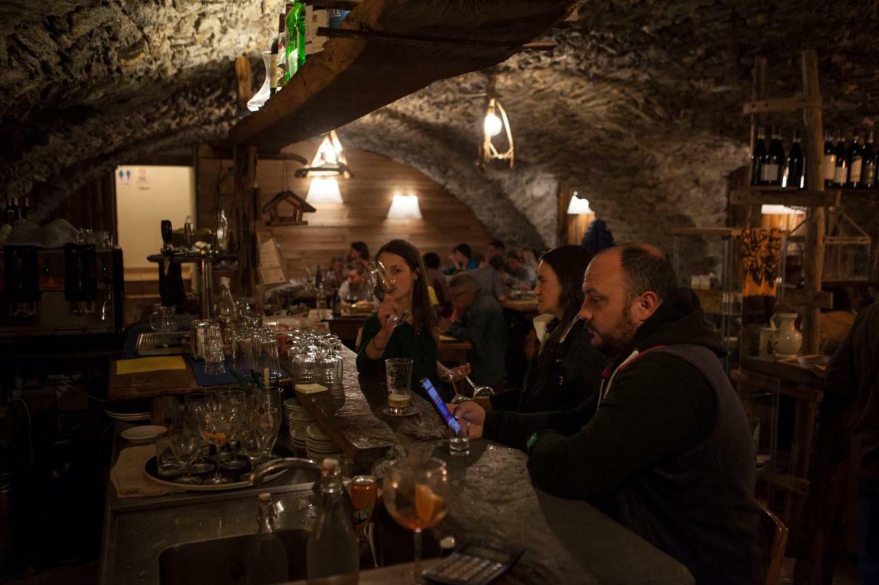Visaisa Taverna & Foresteria Acceglio Eksteriør billede